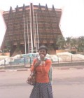 Michele 28 Jahre Yaounde Kamerun