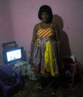 Yasmine 36 Jahre Douala Kamerun