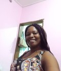 Valerie 43 Jahre Yaoundé Kamerun