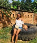 Leticia 21 Jahre Antalah Madagaskar