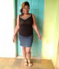 Nadine 42 ans Yaoundé 4em Cameroun