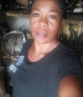 Clara 42 Jahre Yaoundé Kamerun