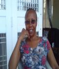 Perrine 68 Jahre Mauritienne Mauritius