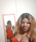 Celia 44 Jahre Yaoundé Kamerun