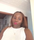 Carla 44 ans Yaoundé Cameroun