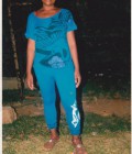 Larissa 32 Jahre Sambava Madagaskar