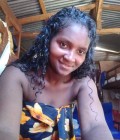 Elina 30 ans Sambava Madagascar