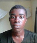 Pierre 30 ans Libreville  Gabon