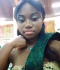 Cristelle 21 ans Yaounde Cameroun