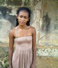 Ynes 32 ans Sangmelima Cameroun