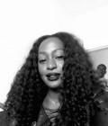 Mya 32 ans Dakar Sénégal