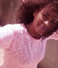 Julie 32 Jahre Antananarive Madagaskar