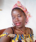Marie 34 Jahre Douala Kamerun