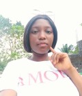 Julienne 22 years Douala Cameroun
