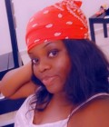 Sandra 33 Jahre Douala Kamerun