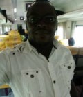 Romeo 42 ans Douala Cameroun