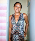 Gertrude 38 Jahre Yaoundé Kamerun