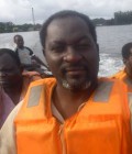 Chrys 45 ans Libreviile Gabon