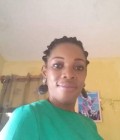 Antoinette 38 Jahre Douala Kamerun