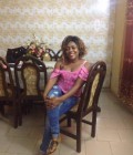 Dorothée 44 ans Yaoundé Cameroun