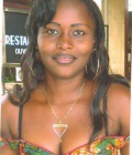 Michelle  44 Jahre Yaounde Kamerun