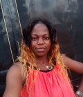 Gladys 32 Jahre Yaounde Kamerun