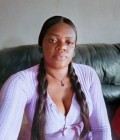 Laura 34 Jahre Yaounde Kamerun