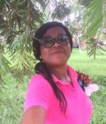 Theresa 55 Jahre Douala Kamerun