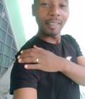 Antoine 49 ans Douala  Cameroun