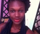 Marie 27 Jahre Libreville Gabun