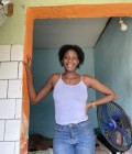 Manuela 26 ans Douala Cameroun