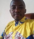 Rostand 34 Jahre Yaoundé Kamerun