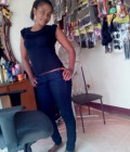 Rachel Flore  45 Jahre Yaoundé Kamerun