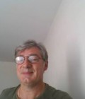 Philippe 63 ans Vannes France
