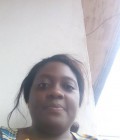 Thérèse 32 Jahre Yaoundé Kamerun