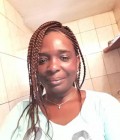 Laura 46 Jahre Yaoundé Kamerun