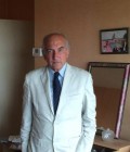 Pierre 72 ans Bégles France