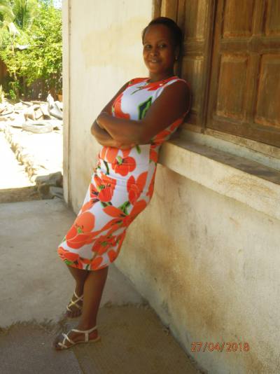 Olivia 35 ans Antsiranana Madagascar