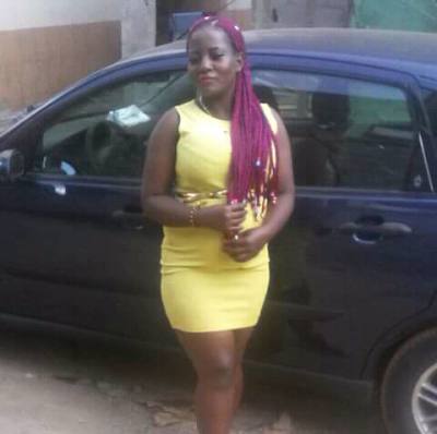 Angele 29 ans Yaounde Cameroun