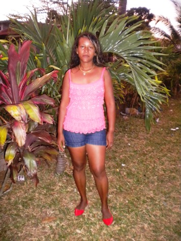 Yolande 42 Jahre Sambava Madagaskar