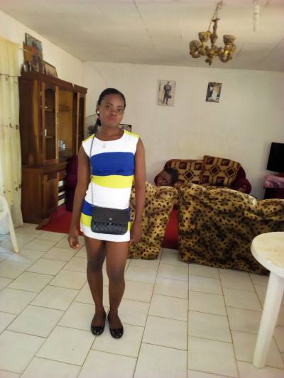 Matilde 26 ans Yaoundé Cameroun