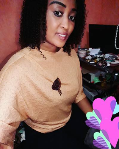 Mariame 29 Jahre Ratoma Guinea