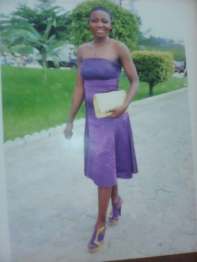 Gaelle 39 years Douala Cameroon