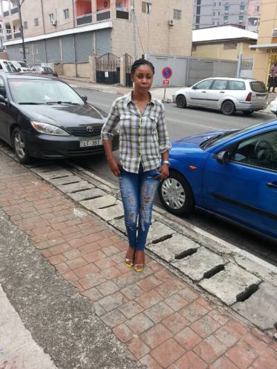 Ingride 38 years Yaounde3 Cameroon