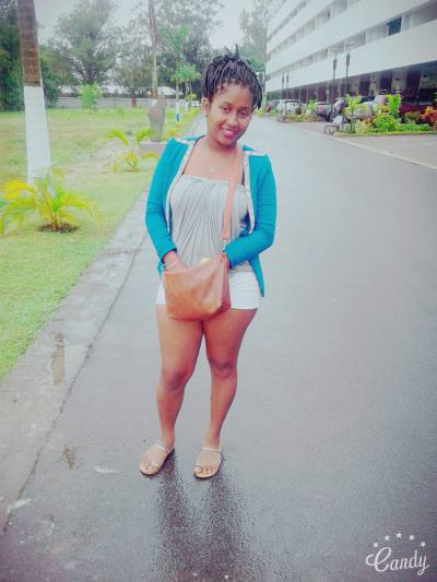 Erica 31 ans Toamasina Madagascar