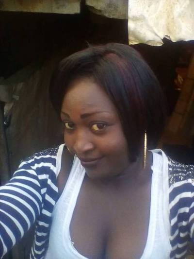 Rita 34 ans Douala Cameroun