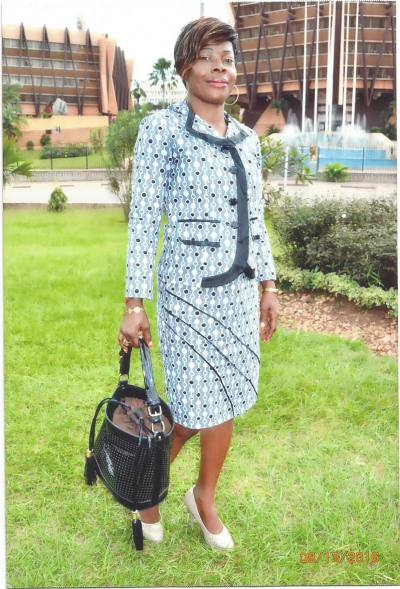Francoise 50 ans Yaoundé Cameroun