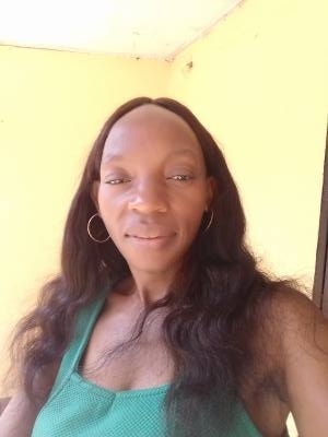 Carine 42 ans Yaounde Cameroun