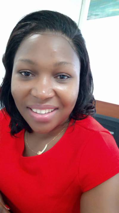 Rosebelle 36 ans Yaoundé Cameroun