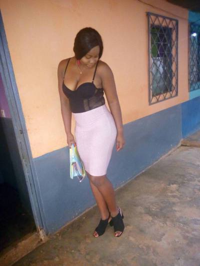 Isabelle 27 ans Yaounde Cameroun